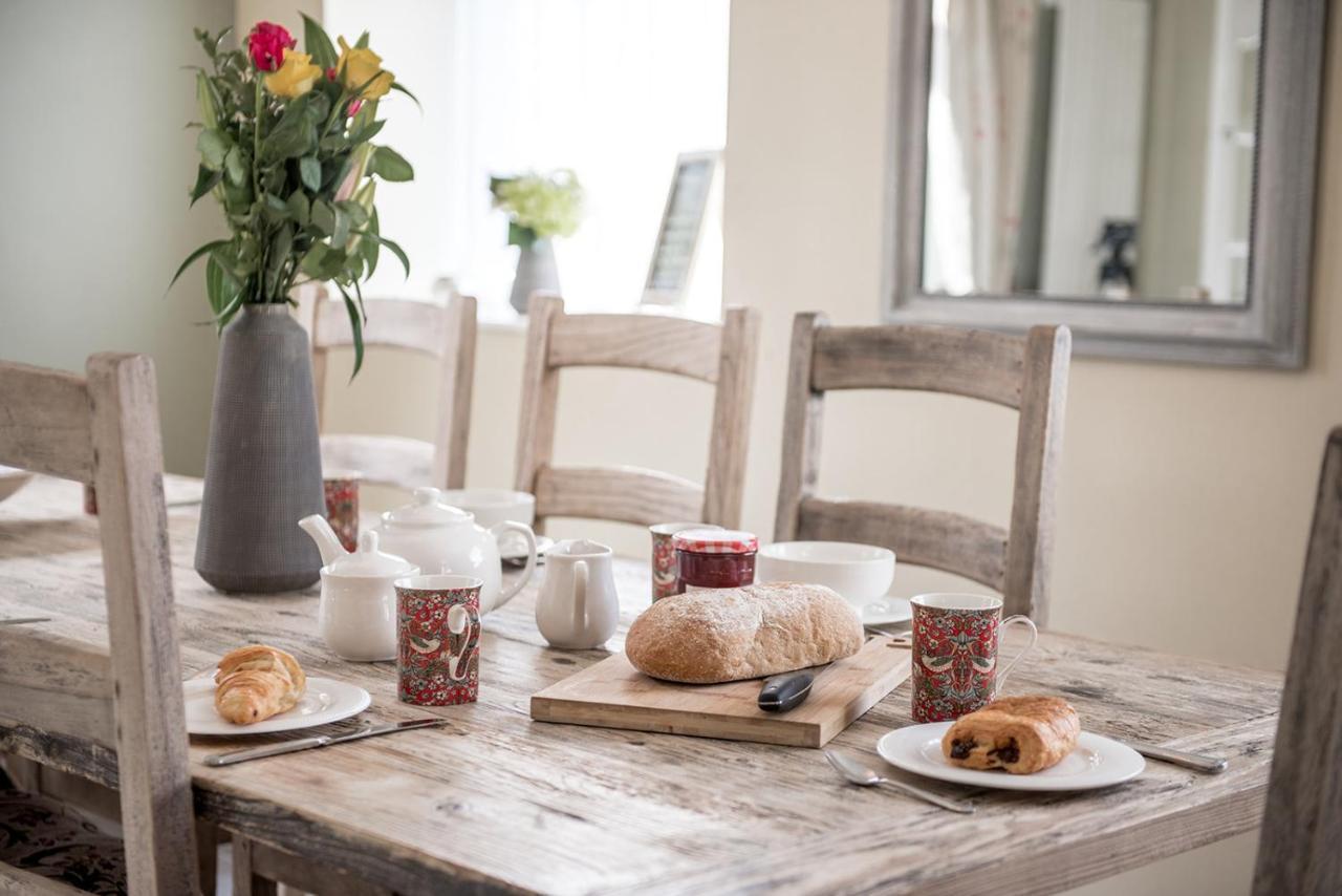 Newly Renovated Old Bakery House In Bath, 3 Bedroom, Free Parking Ngoại thất bức ảnh